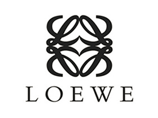 loewe 的标志是由4个大写的花体l组成.