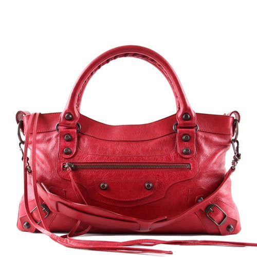 巴黎世家红色风衣_巴黎世家拼接风衣2017