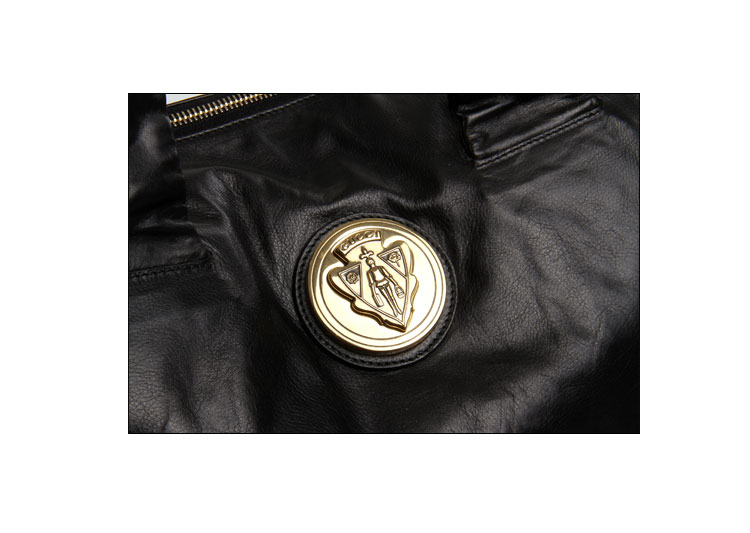 gucci(古驰)黑色皮质盾牌单肩包
